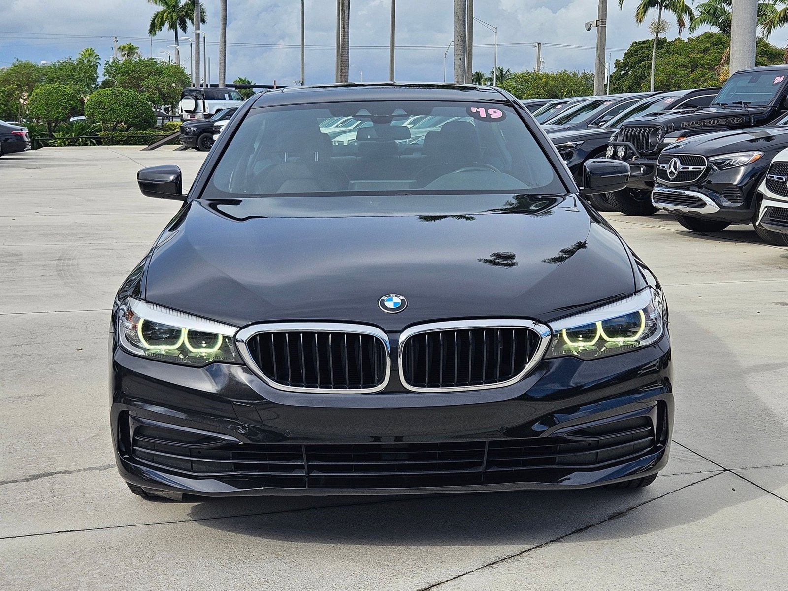 2019 Bmw 530i Sedan photo 2