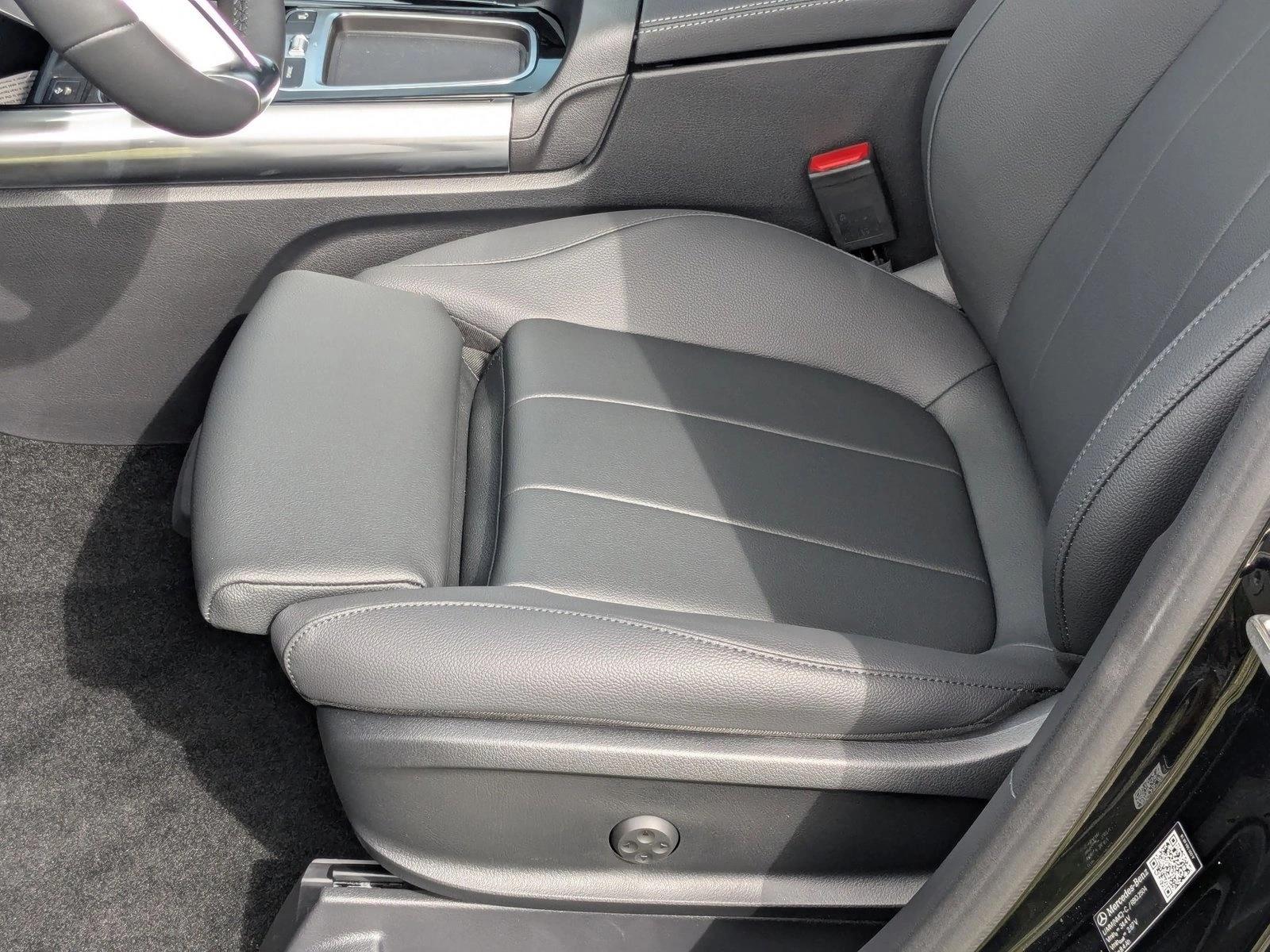 2026 Mercedes Benz GLA 250 photo 3