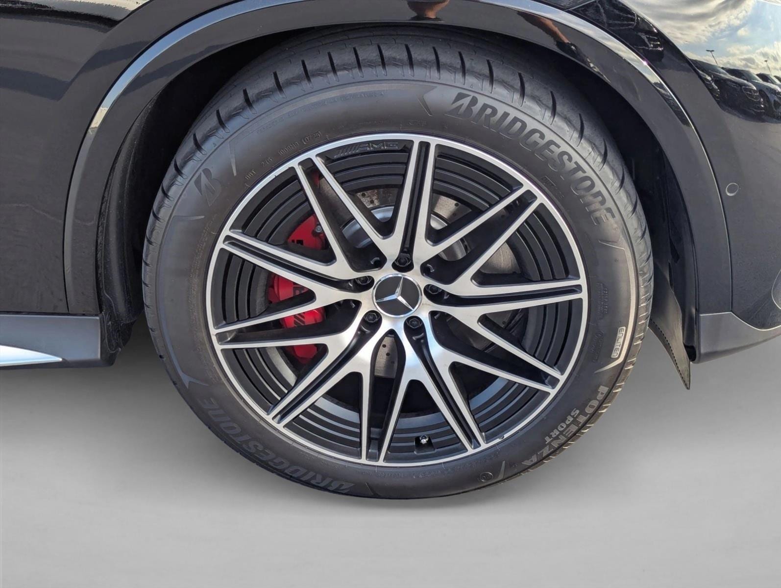 2025 Mercedes-Benz GLC AMG GLC63 S - Photo 9