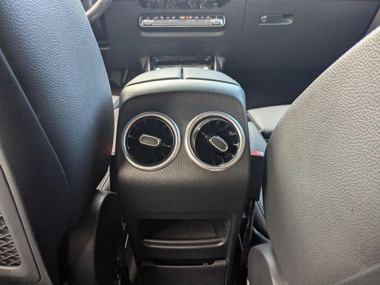 2025 Mercedes-Benz GLA GLA250 - Photo 17