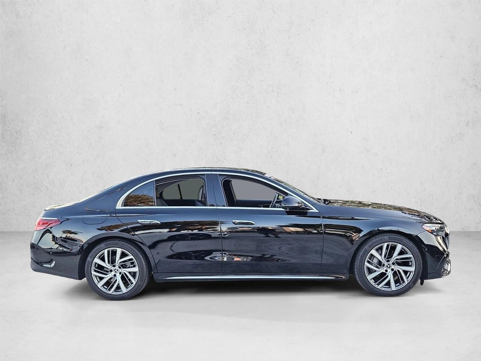 2025 Mercedes Benz E 350 Sedan photo 4