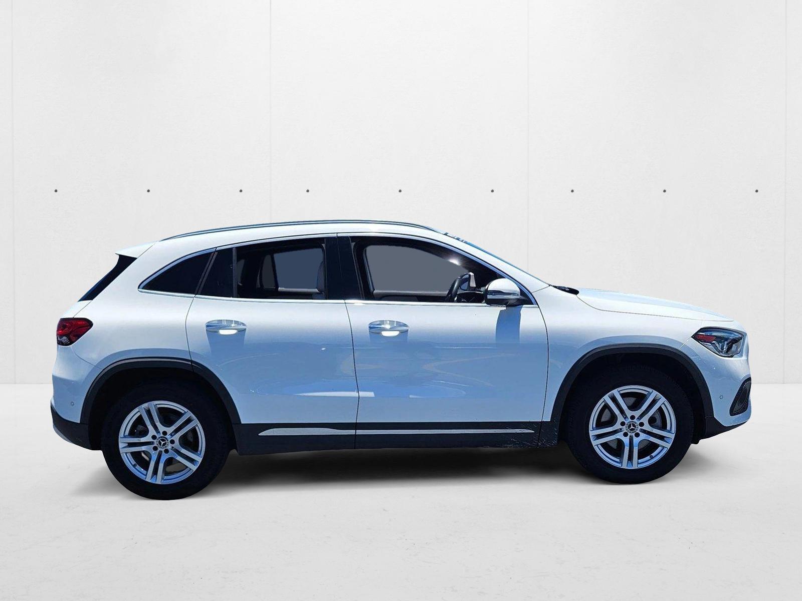 2022 Mercedes Benz GLA 250 photo 4