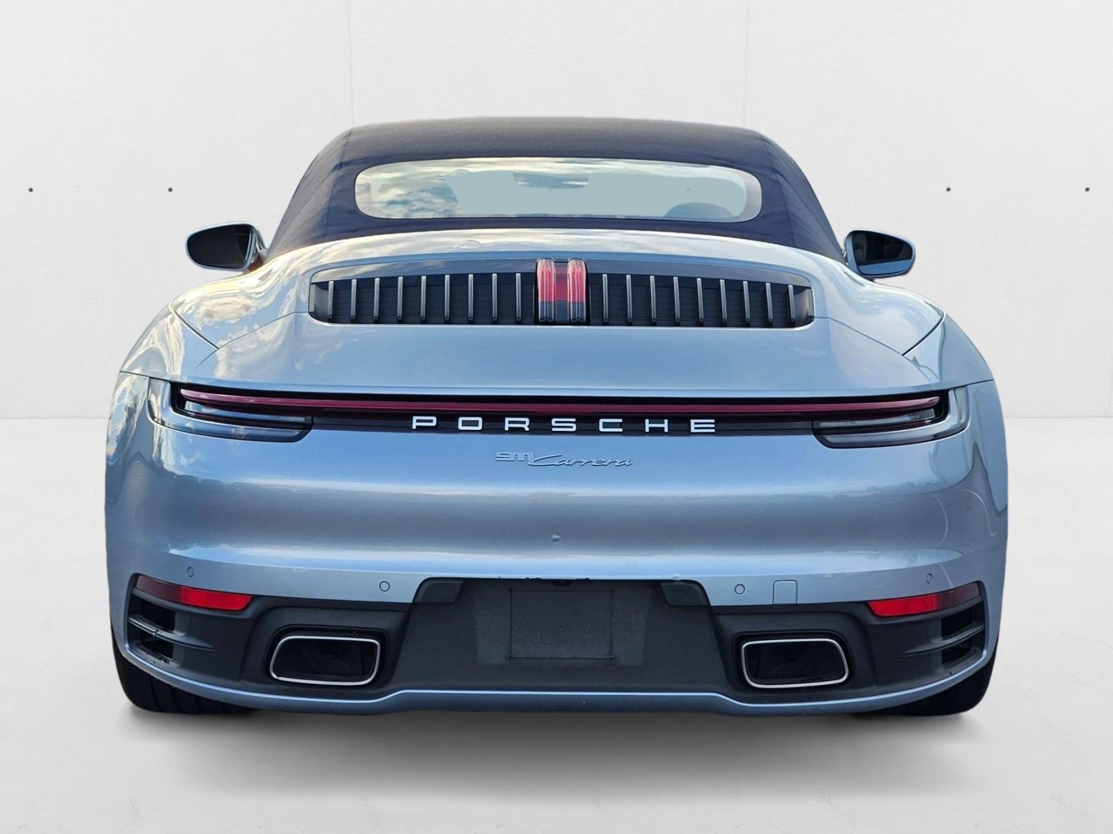 2022 Porsche 911 Cabriolet photo 3