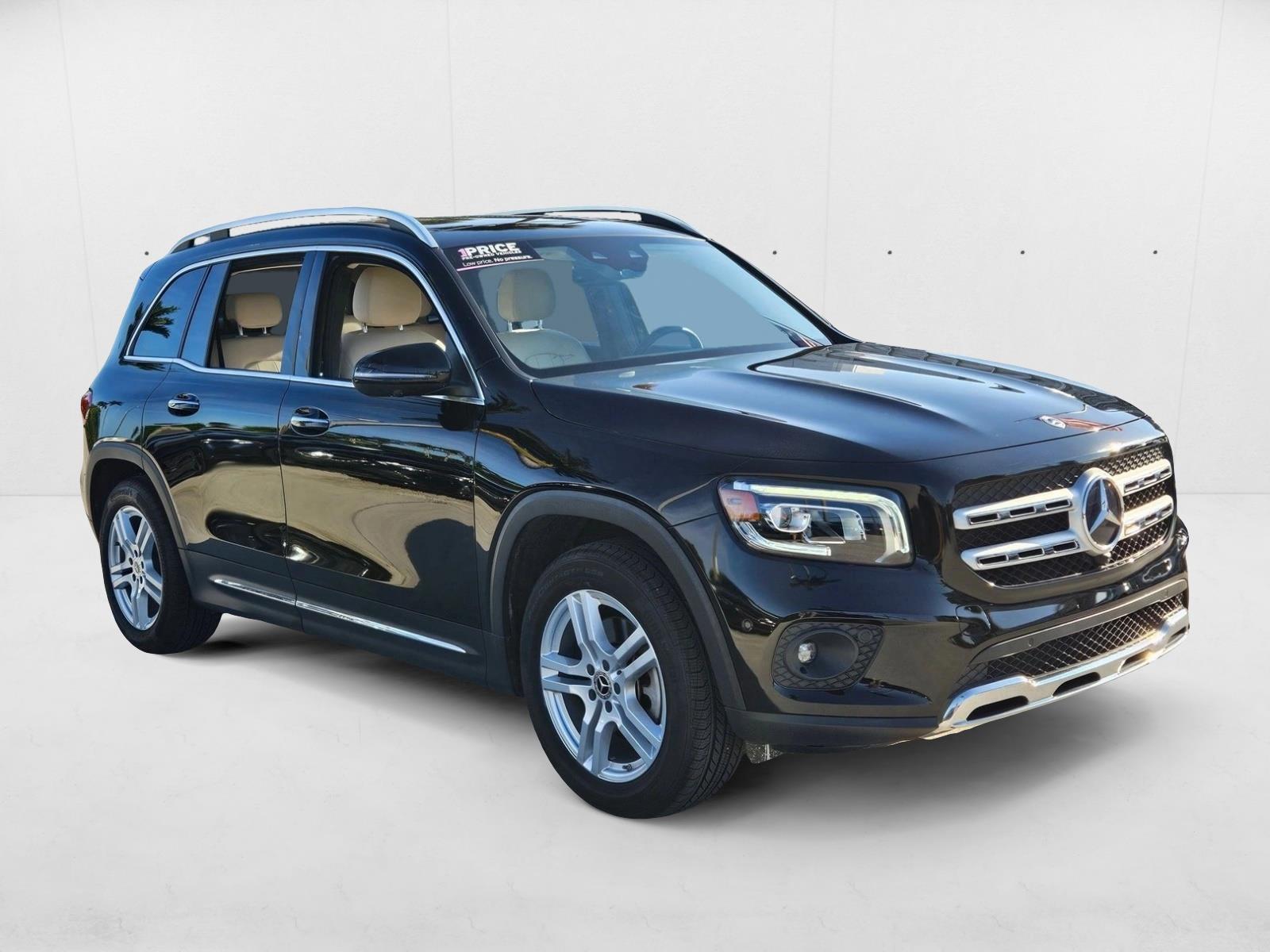 2023 Mercedes Benz GLB 250 4MATIC photo 3