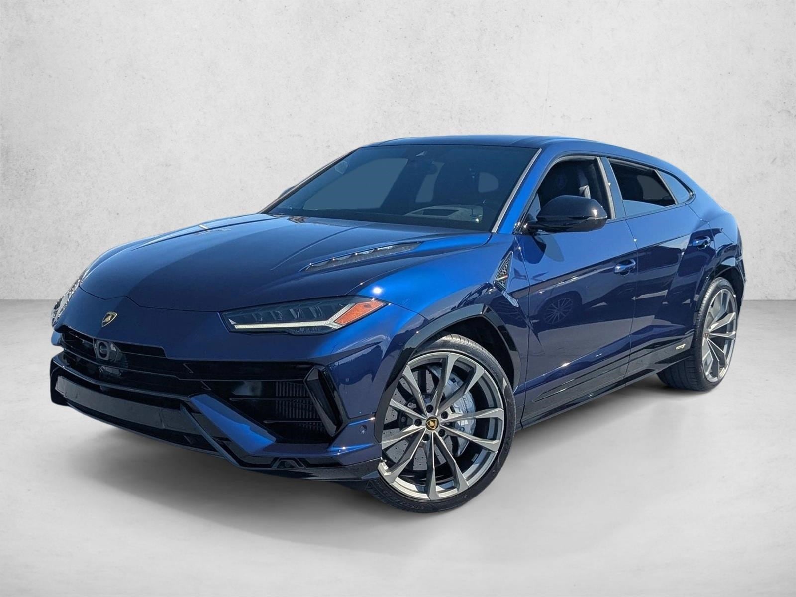 2024 Lamborghini Urus S's photo