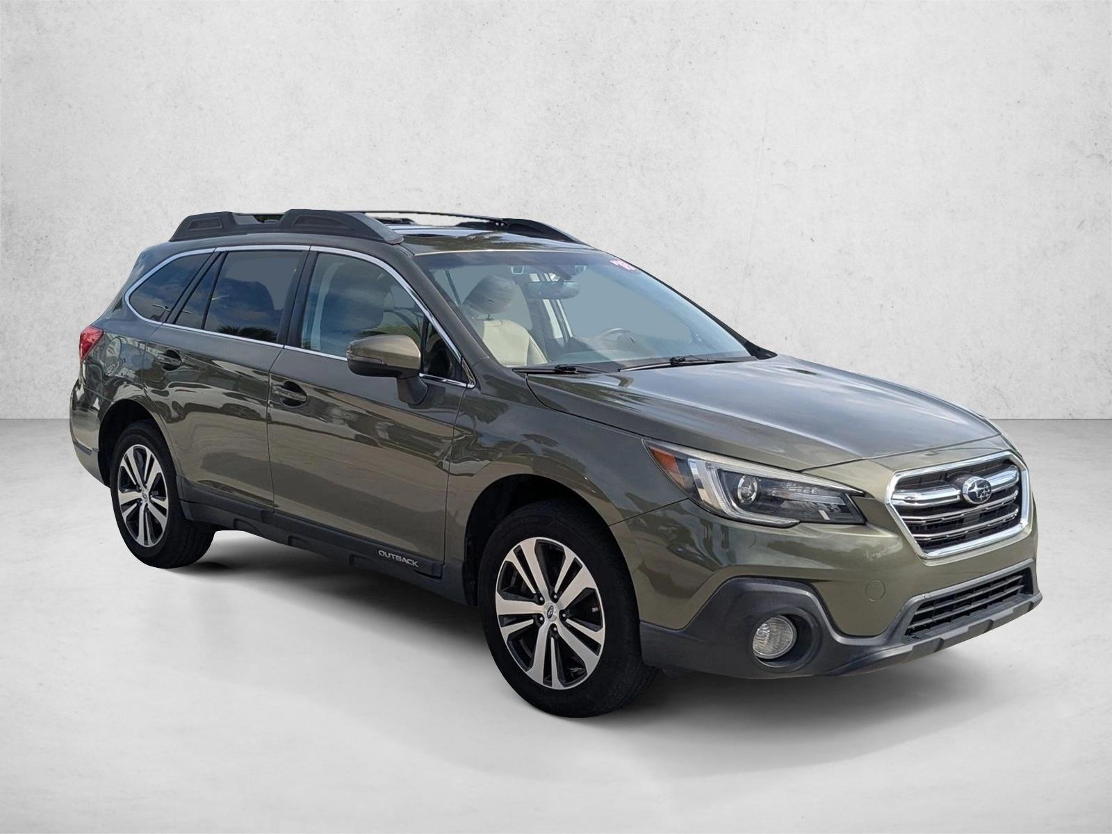 2018 Subaru Outback 2.5i Limited photo 3