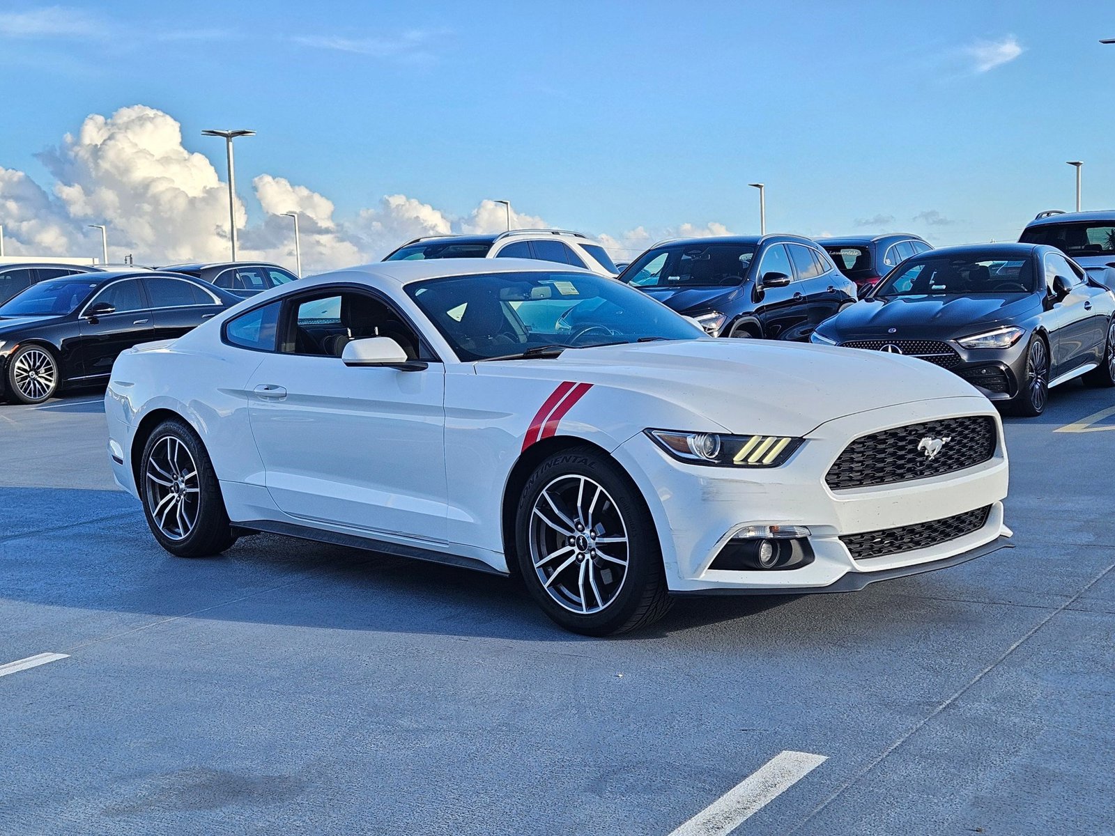 2017 Ford Mustang EcoBoost photo 3
