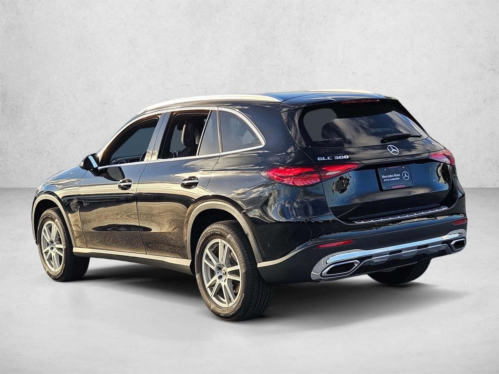 2025 Mercedes-Benz GLC Base - Photo 8