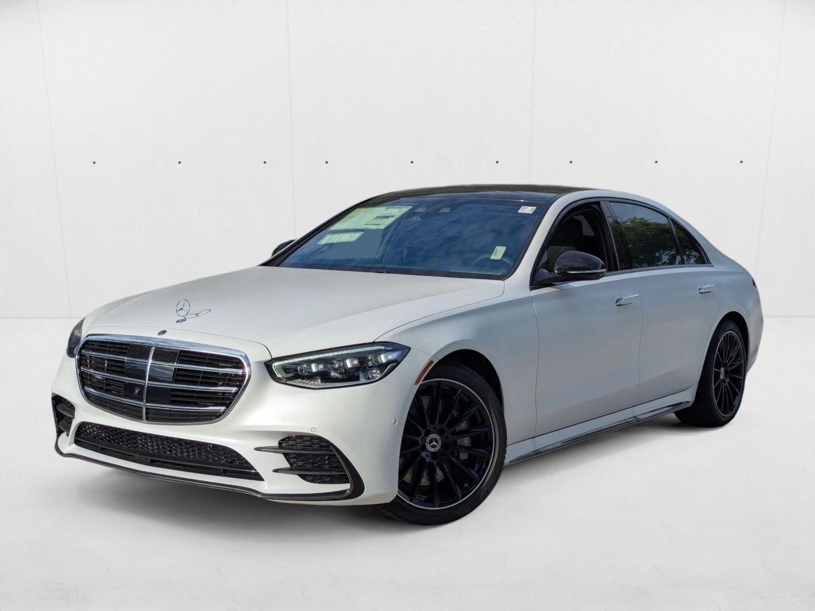 2025 Mercedes-Benz S-Class S 580's photo