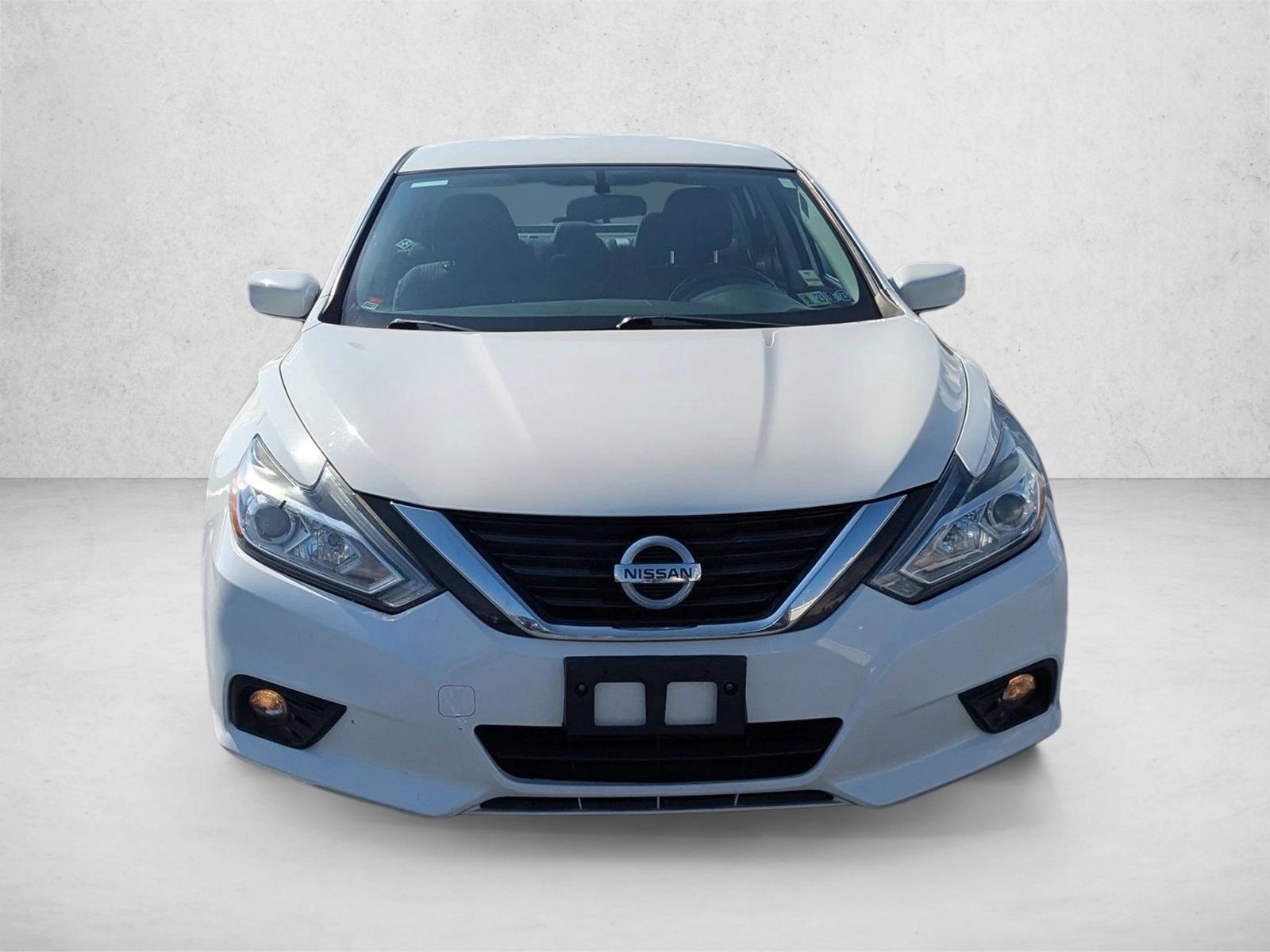 2018 Nissan Altima 2.5 SV photo 2