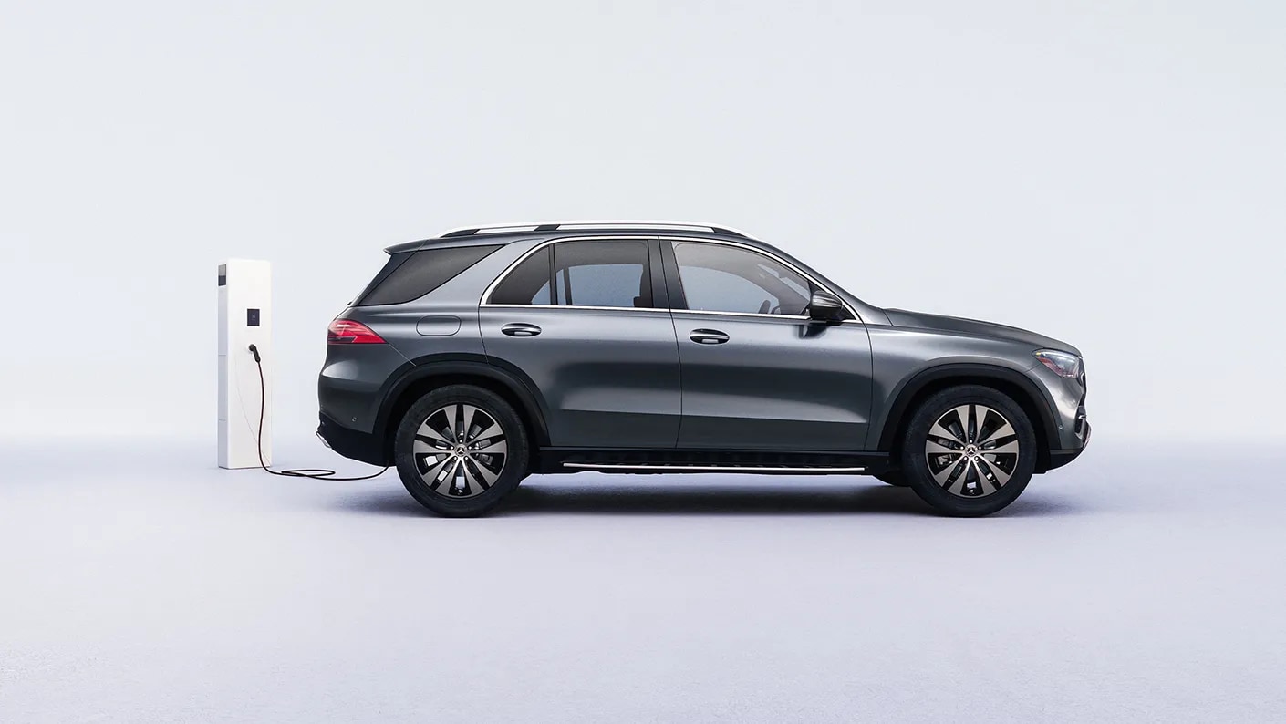 A parked 2024 Mercedes-Benz GLE