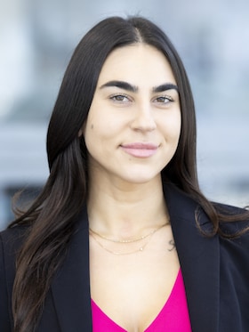 Staff member Serraya Moayedi from ID_6c884b989cde