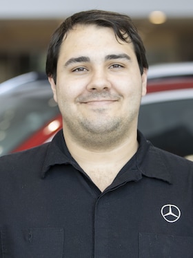 Staff member Jason Cunha from ID_288f88e78f65