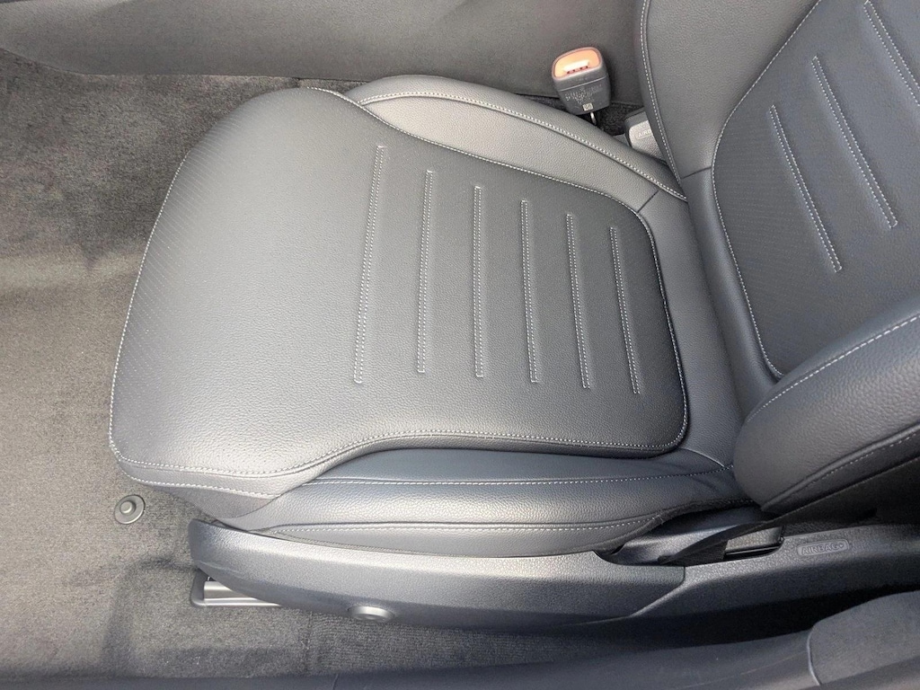 New 2026 Mercedes-Benz C-Class C 300 Sedan Sedan