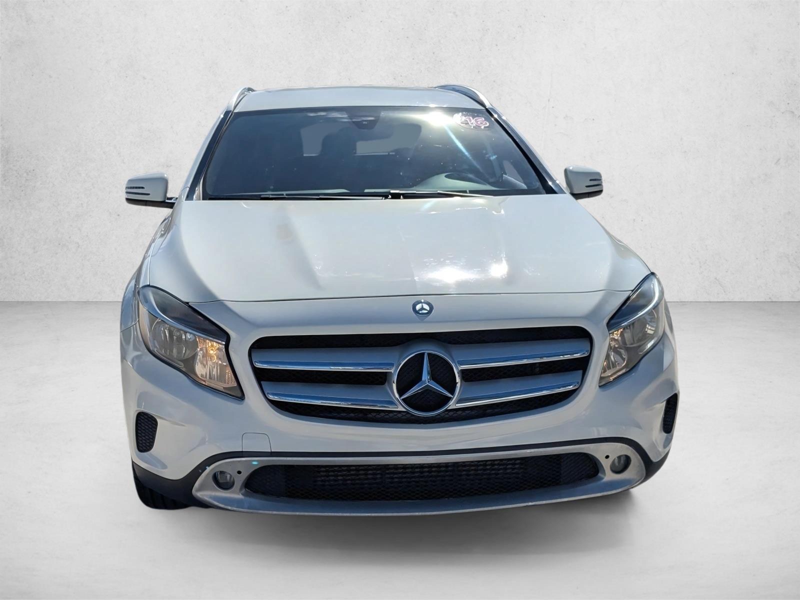 2016 Mercedes Benz GLA 250 photo 2