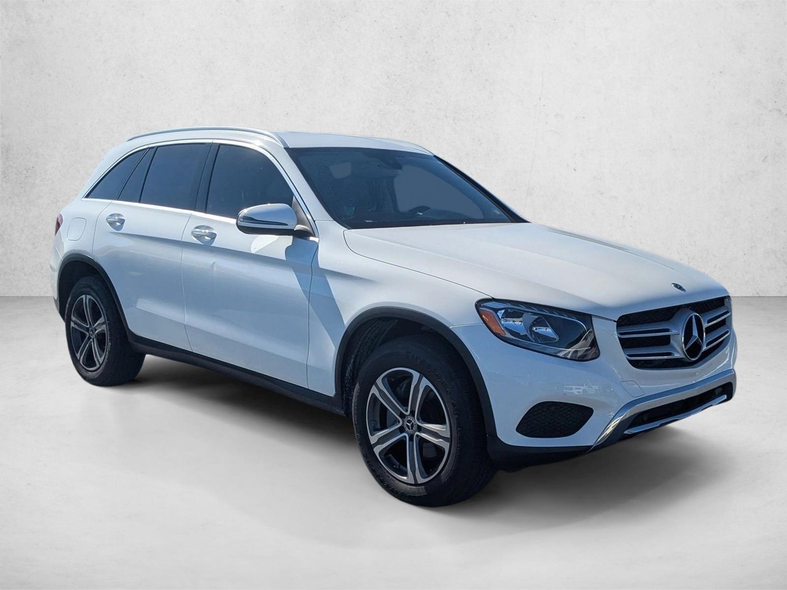 2019 Mercedes Benz GLC 300 photo 3