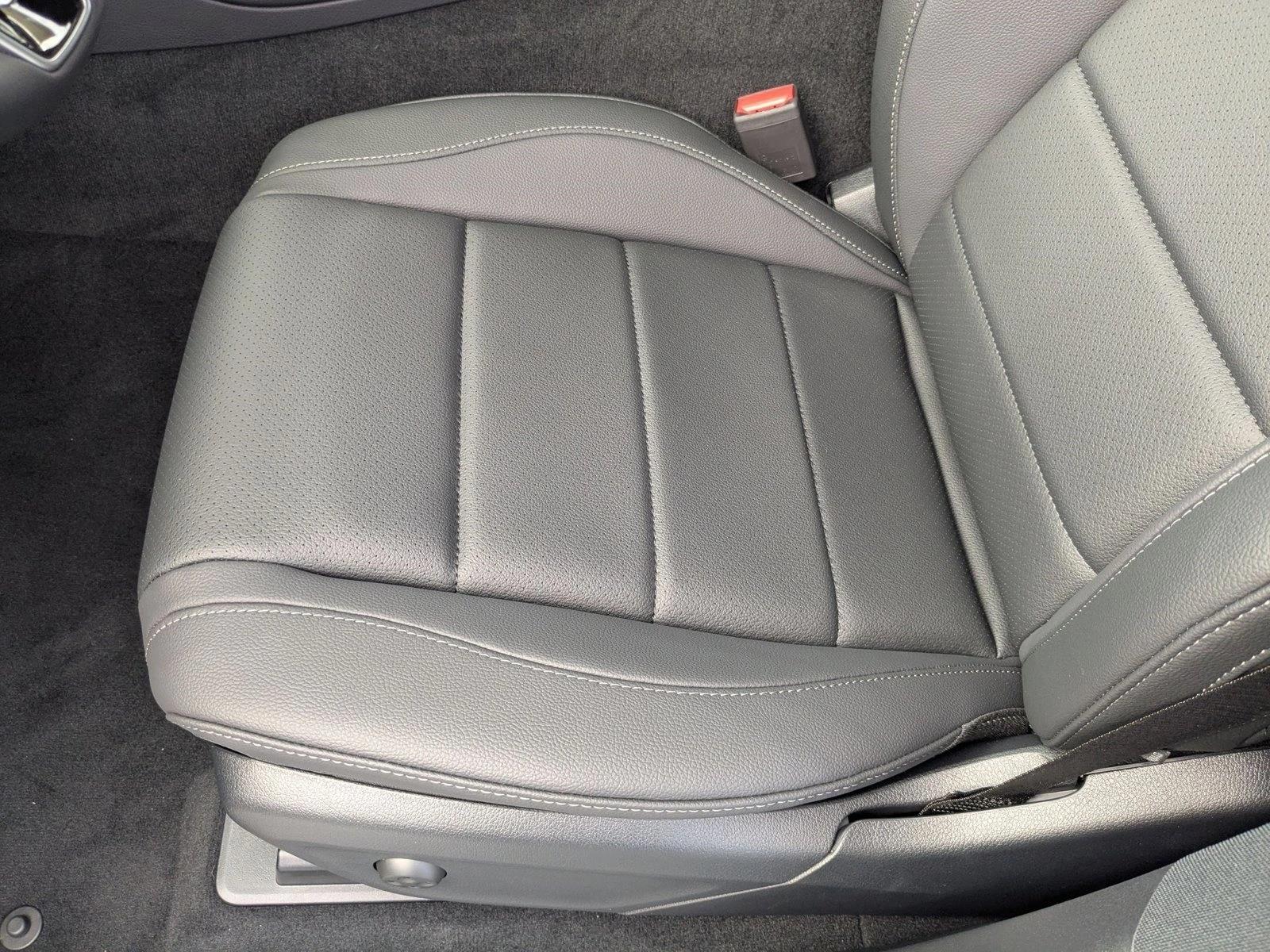 2026 Mercedes Benz GLE 350 photo 2