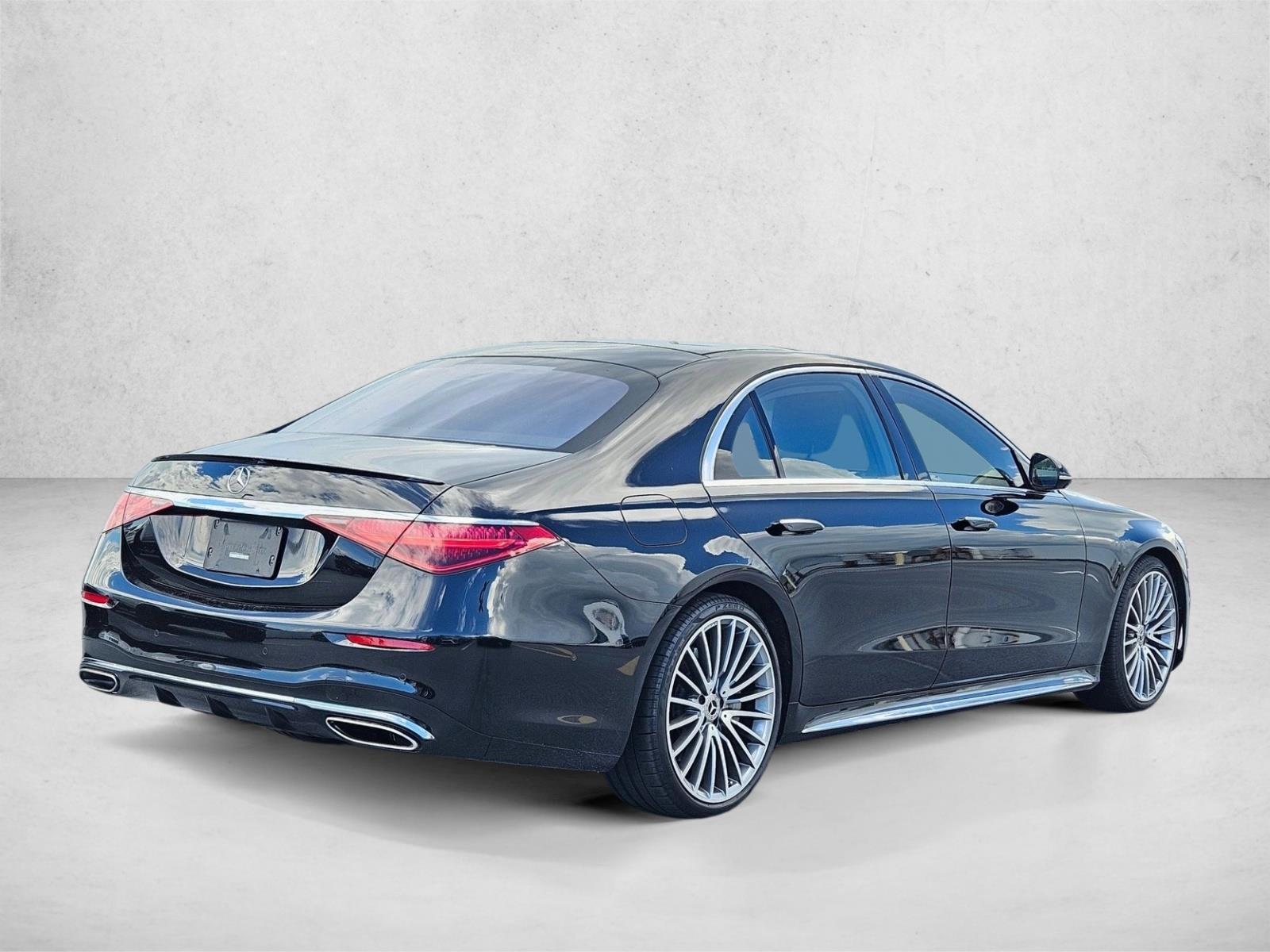 2022 Mercedes Benz S 500 4MATIC photo 3
