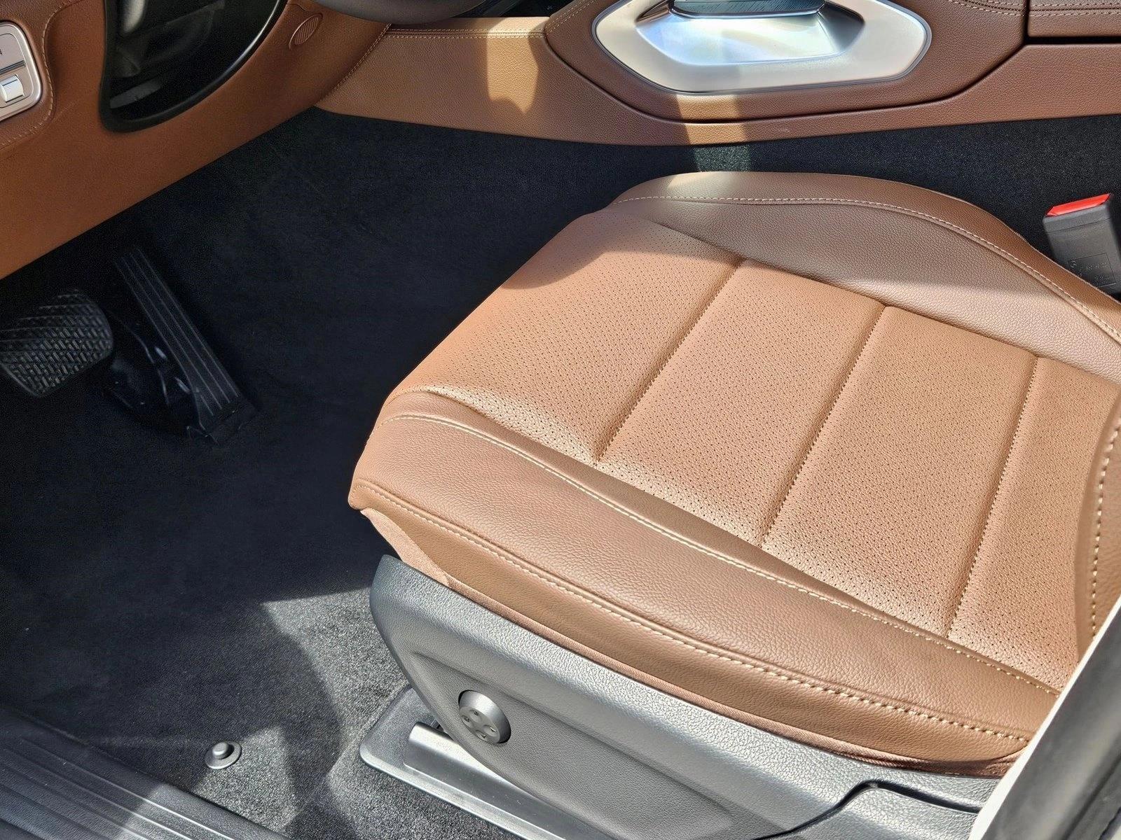 2025 Mercedes Benz GLE 350 4MATIC photo 4