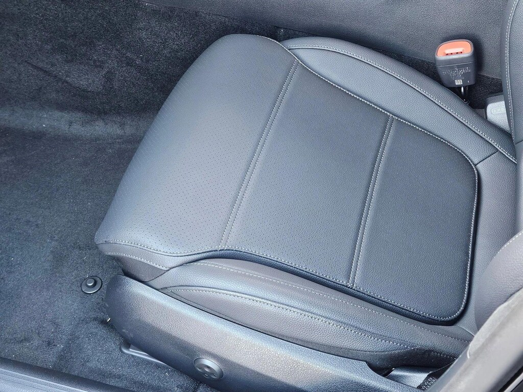 New 2026 Mercedes-Benz C-Class C 300 Sedan Sedan