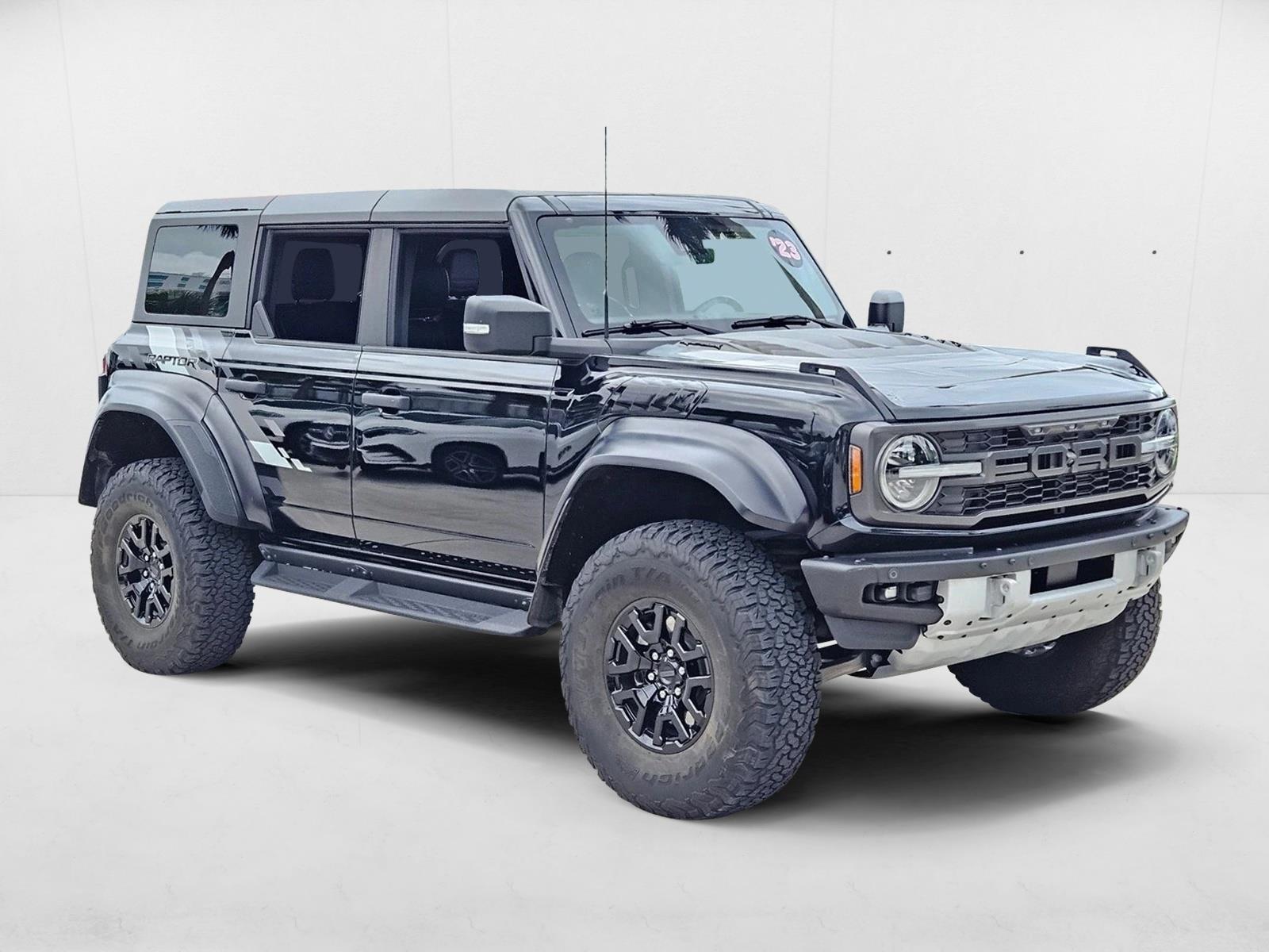 2023 Ford Bronco Raptor photo 3
