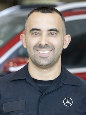 Staff member Juan Perez from ID_288f88e78f65