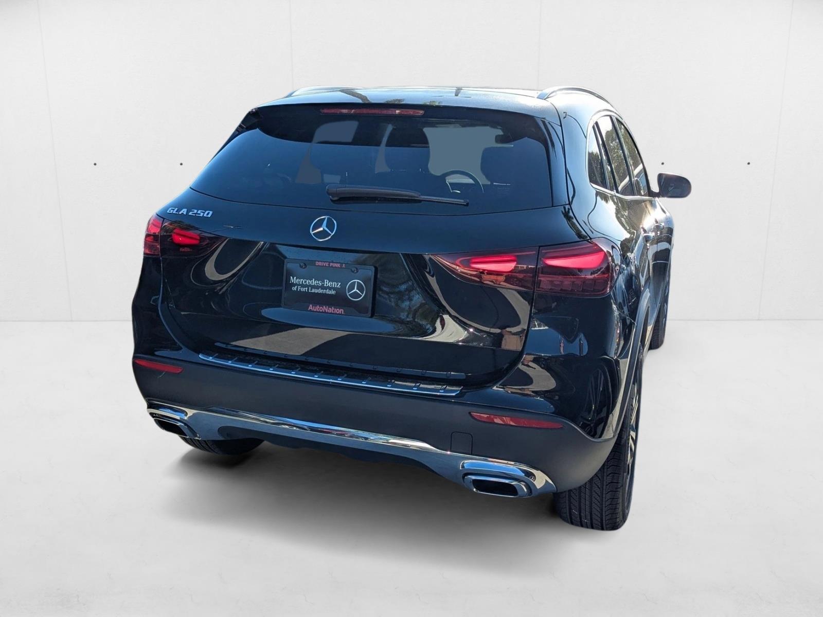 2026 Mercedes Benz GLA 250 photo 2