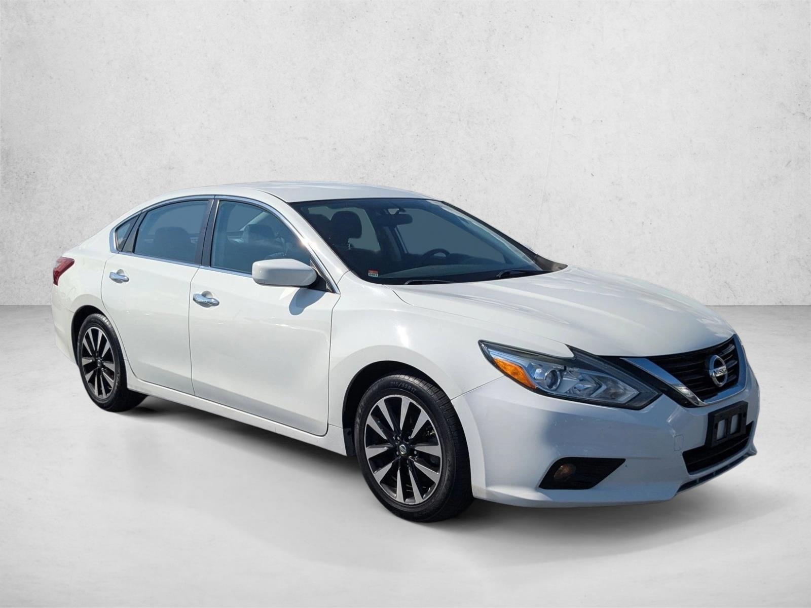 2018 Nissan Altima 2.5 SV photo 3