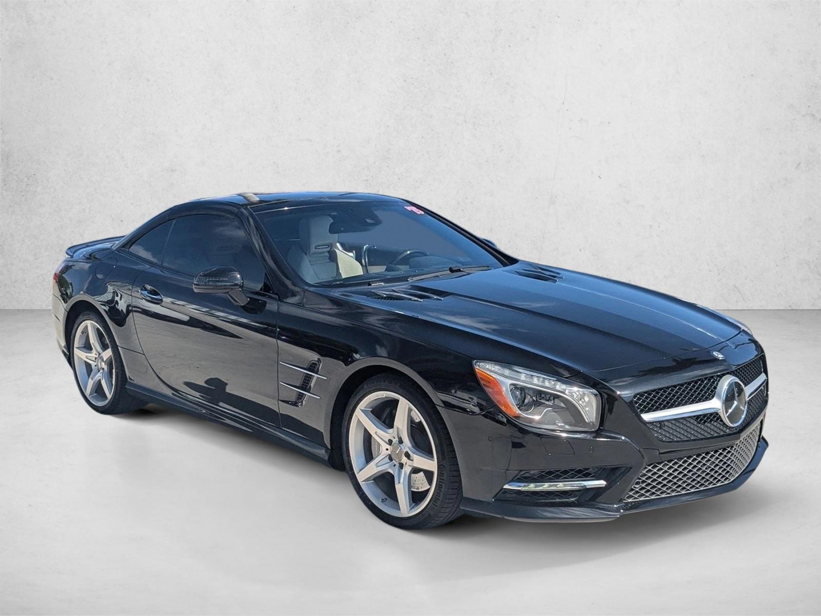 2015 Mercedes Benz SL 400 photo 3