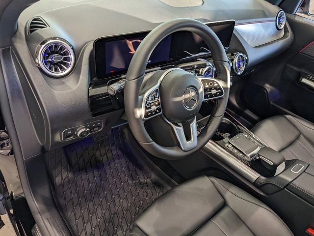 2022 Mercedes Benz GLA 250 photo 3