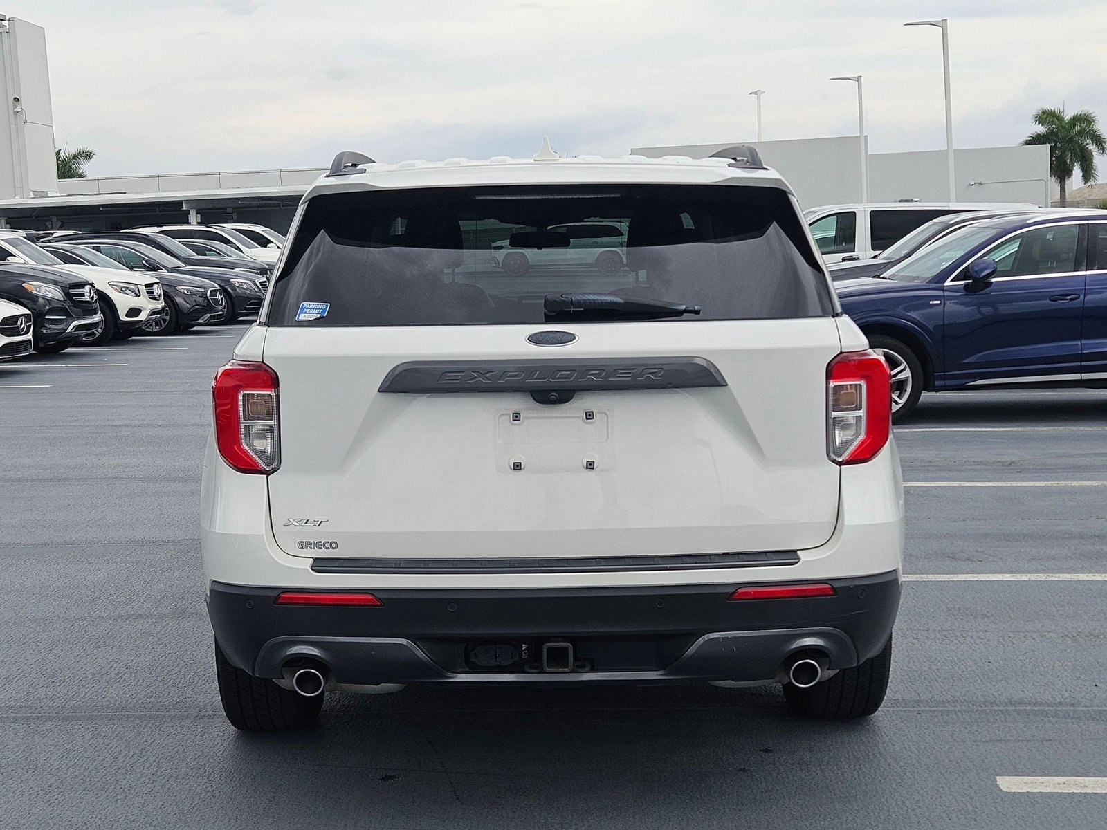 2021 Ford Explorer XLT photo 3