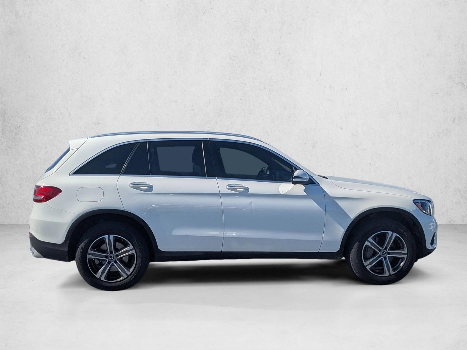 2019 Mercedes Benz GLC 300 photo 4