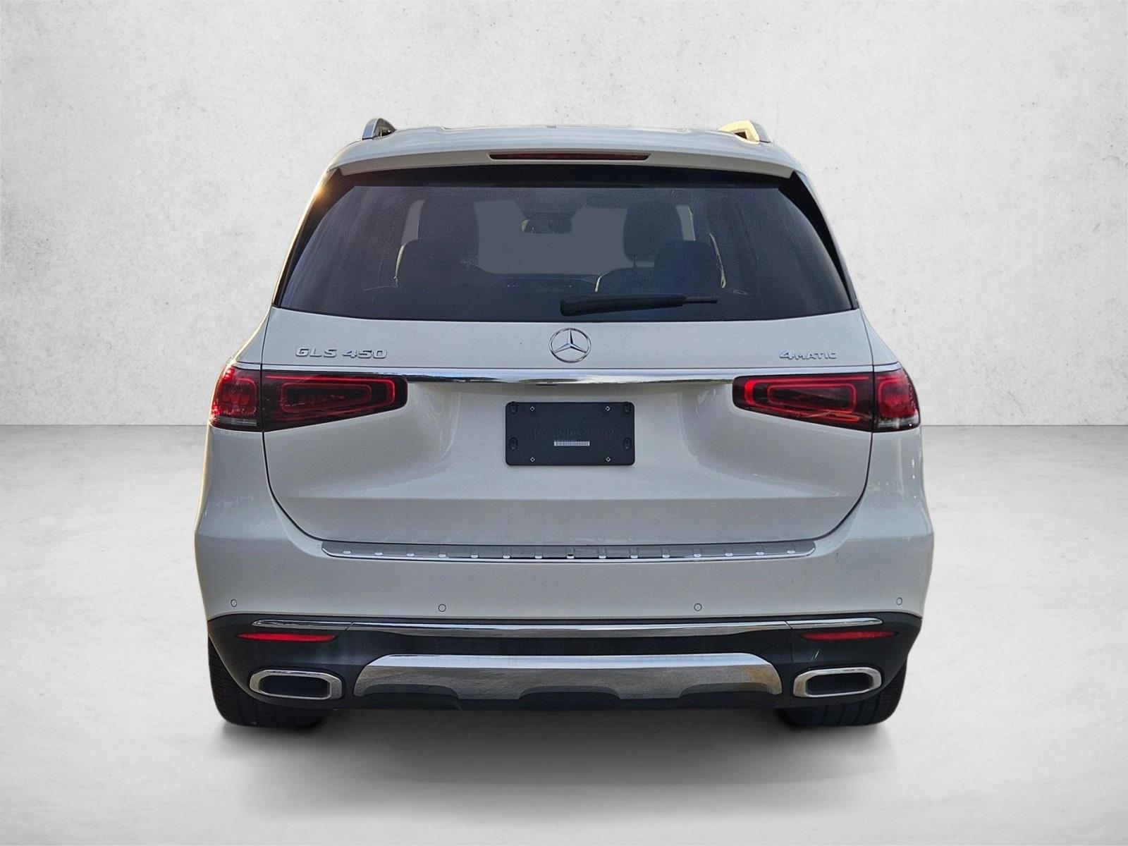 2022 Mercedes Benz GLS 450 4MATIC photo 4