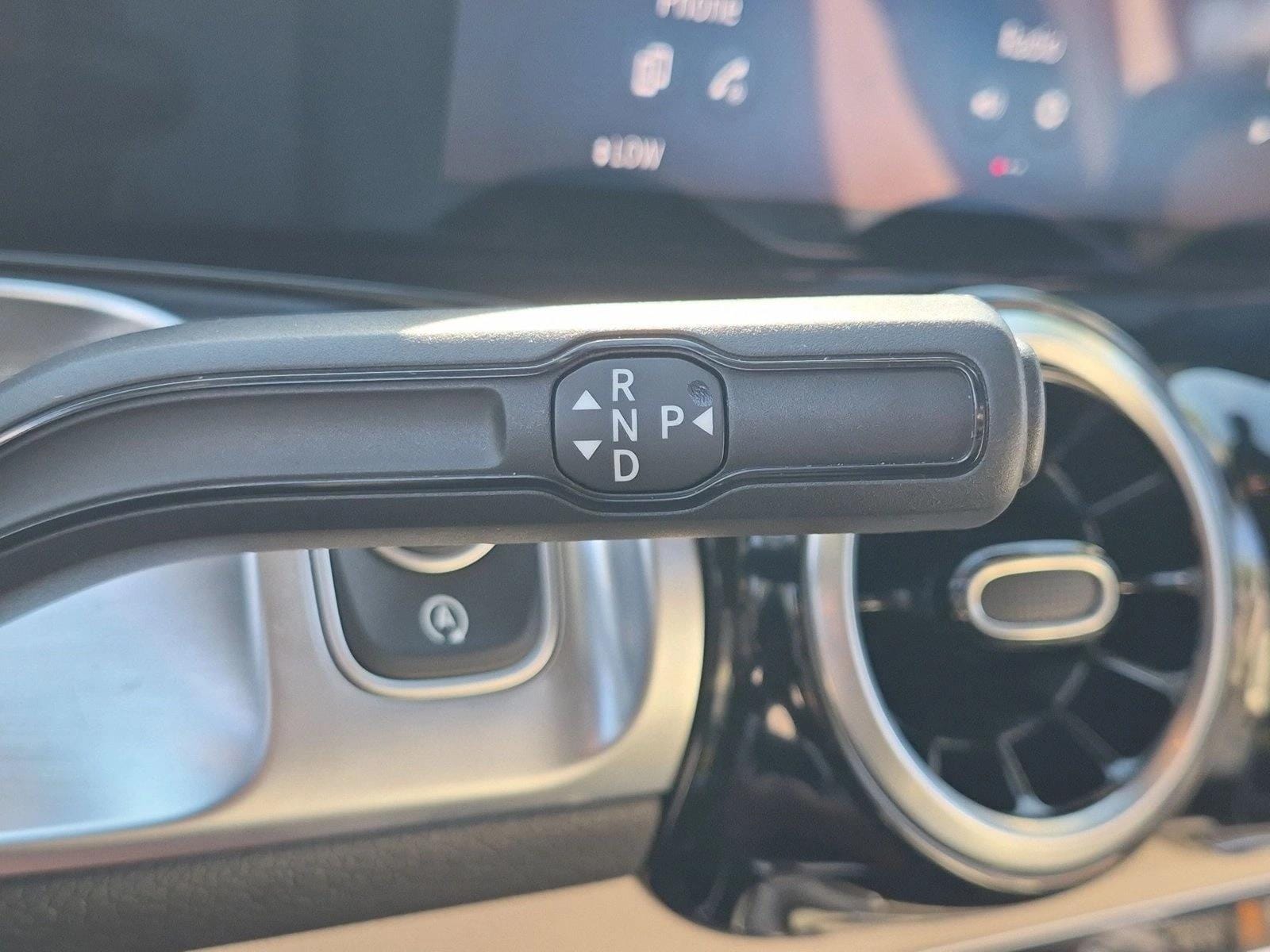 2026 Mercedes-Benz GLB GLB 250 - Photo 12
