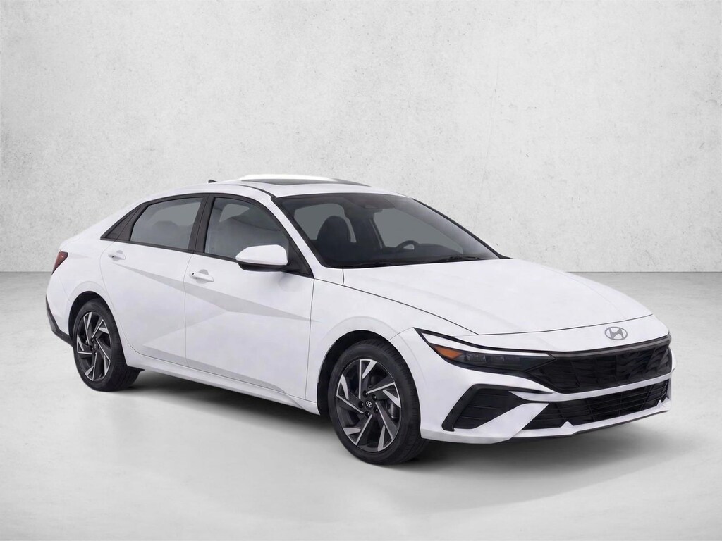 Used 2024 Hyundai Elantra SEL Sedan