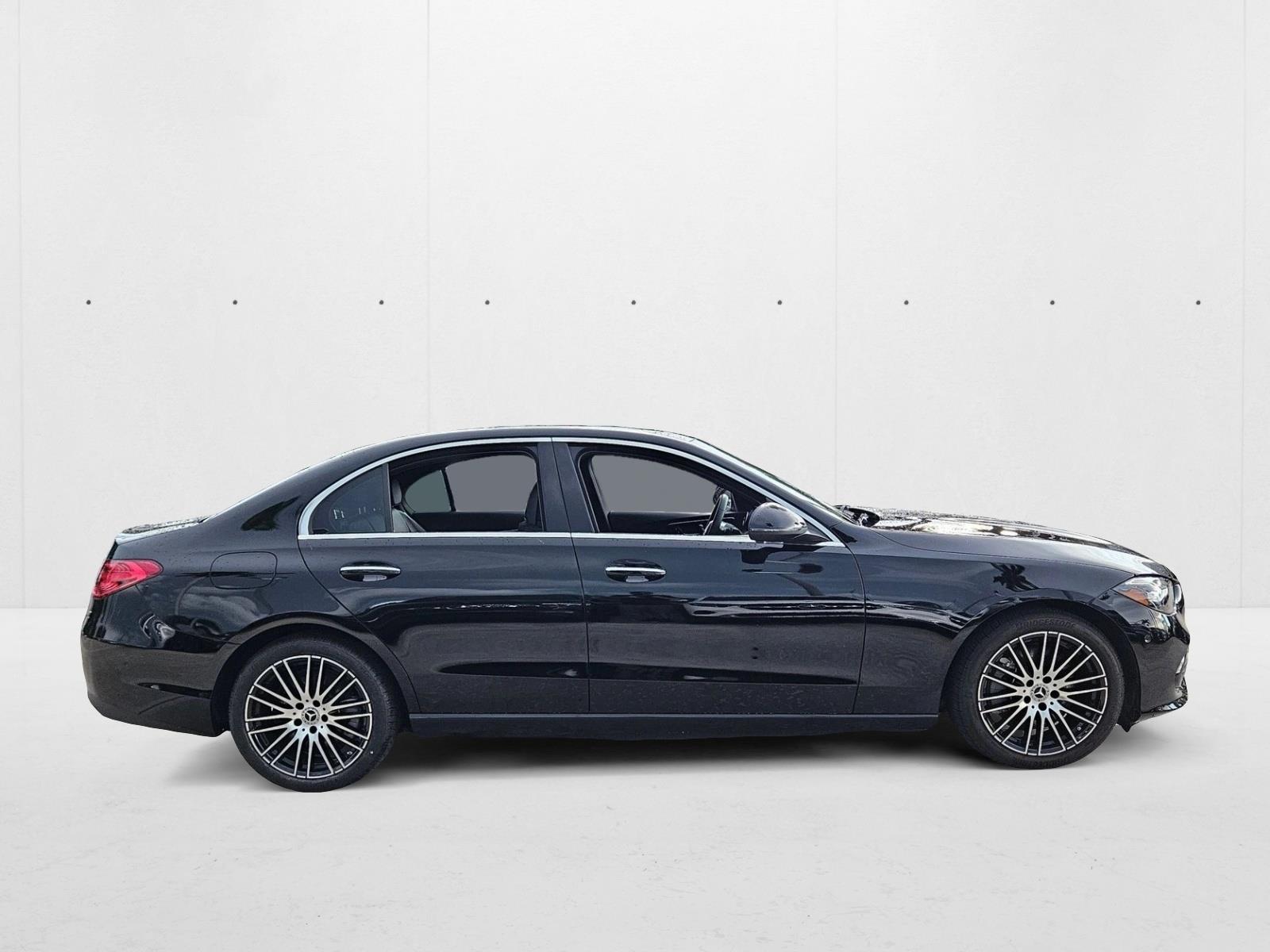 2025 Mercedes Benz C 300 Sedan photo 4
