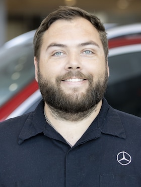Staff member John Mauer from ID_288f88e78f65