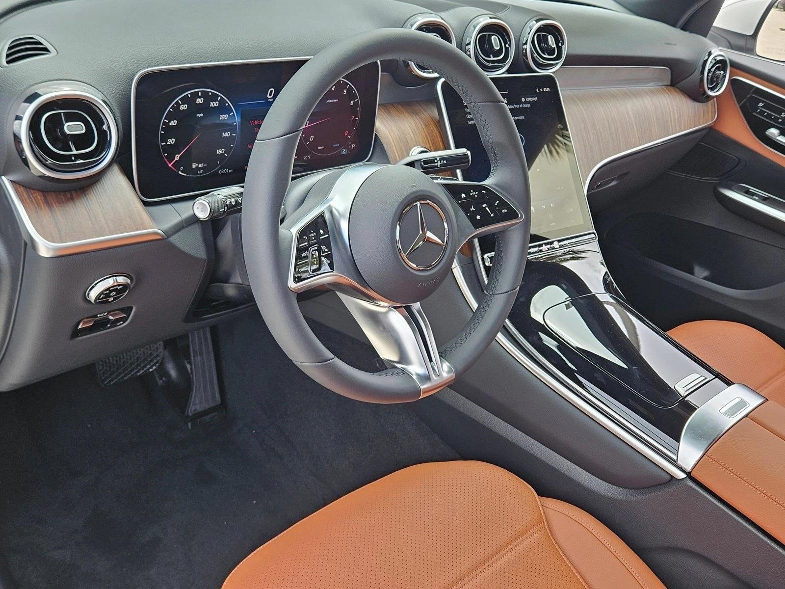 2026 Mercedes Benz GLC 300 photo 3