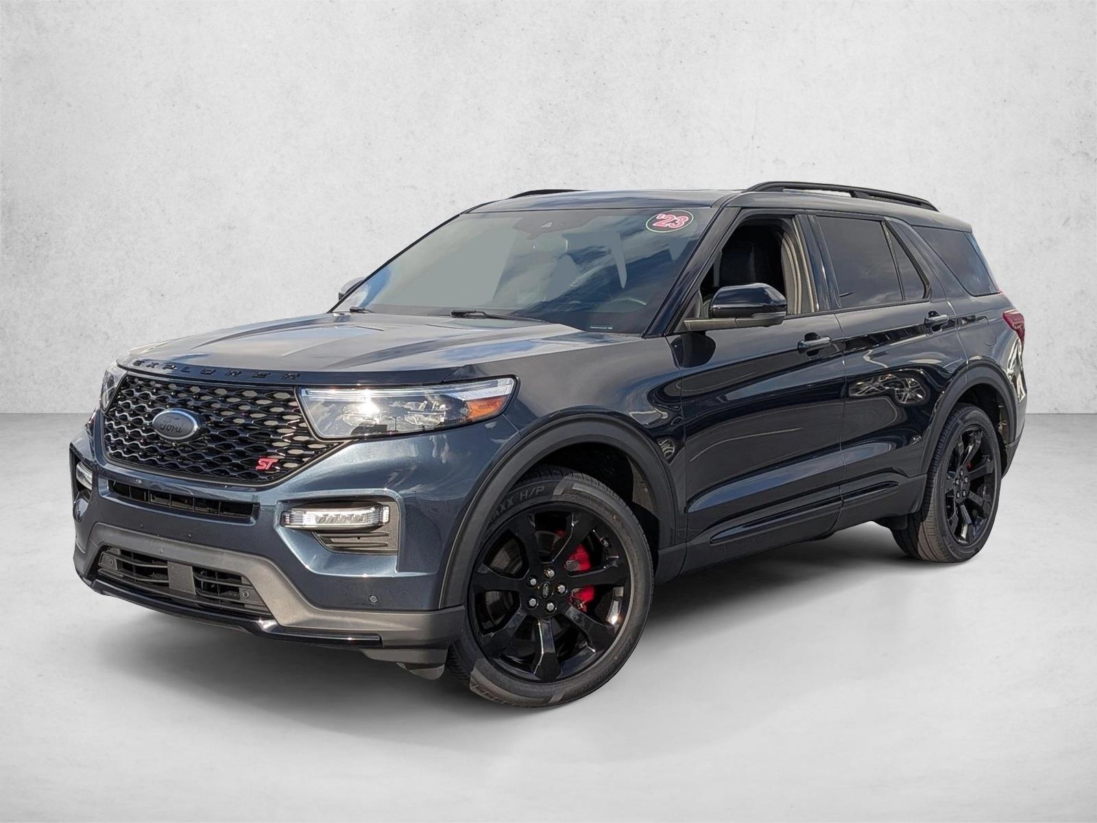 2023 Ford Explorer ST 4WD's photo