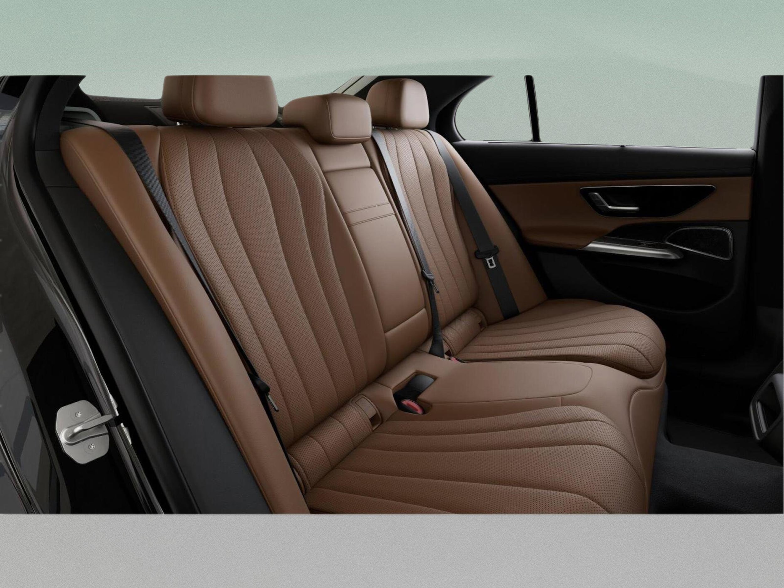 2026 Mercedes-Benz E-Class E450 - Photo 40