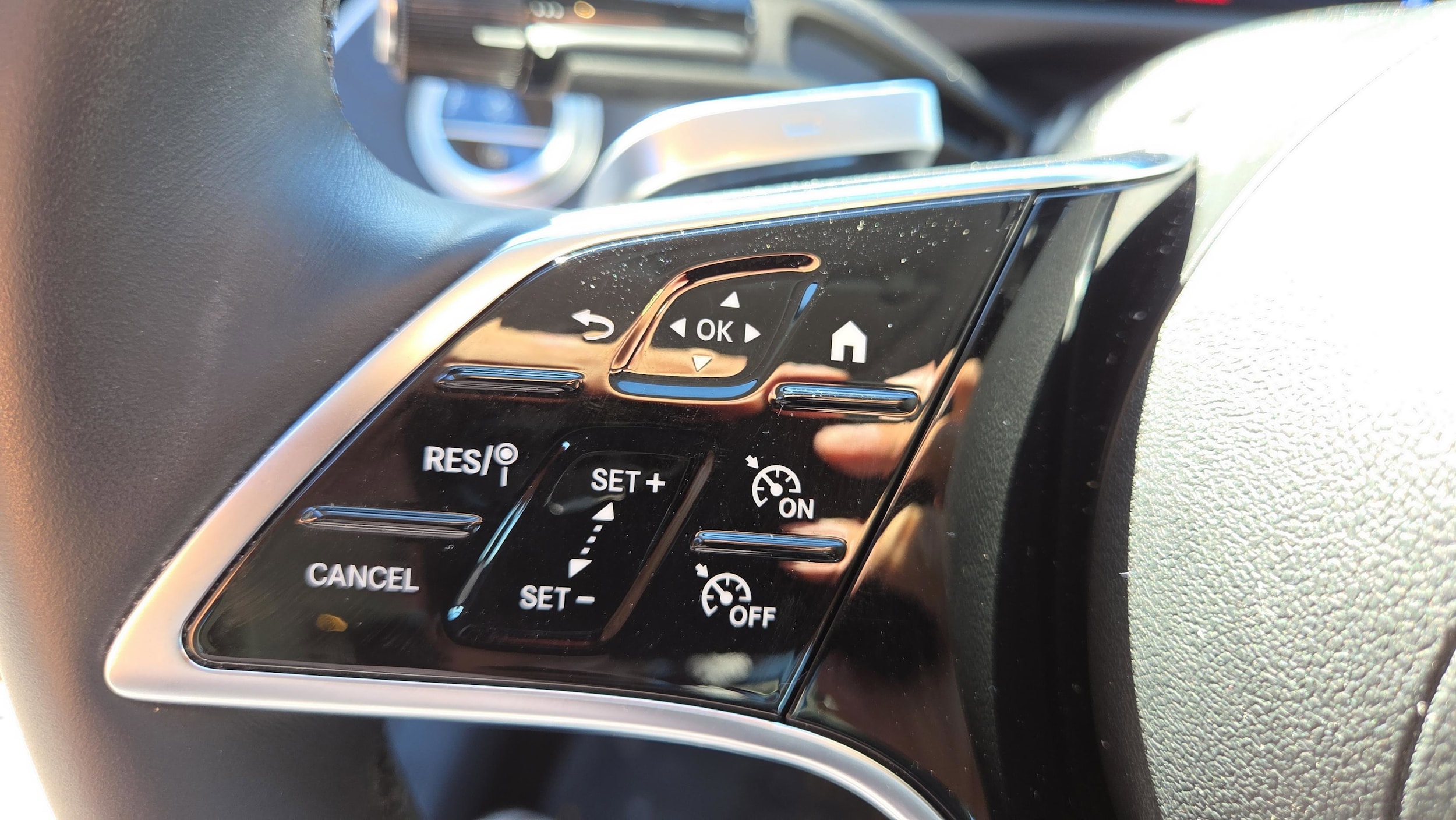 2024 Mercedes-Benz E-Class E350 - Photo 12