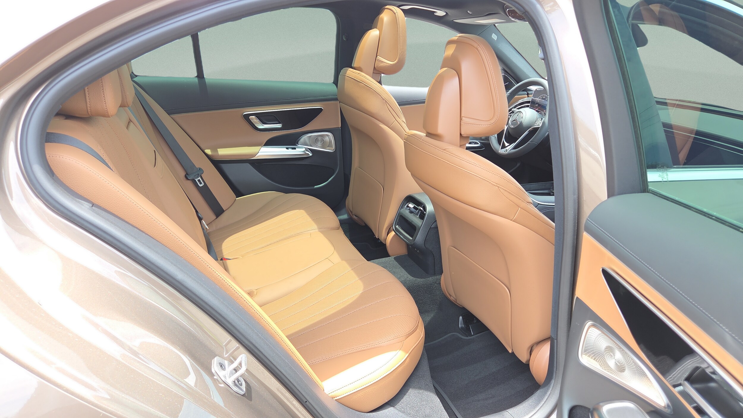 2026 Mercedes-Benz E-Class E350 - Photo 16