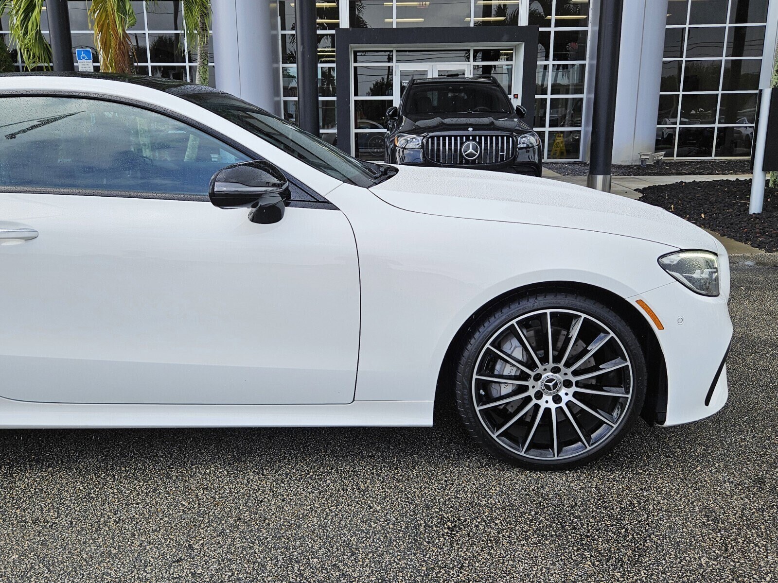 2022 Mercedes Benz E 450 Coupe photo 2