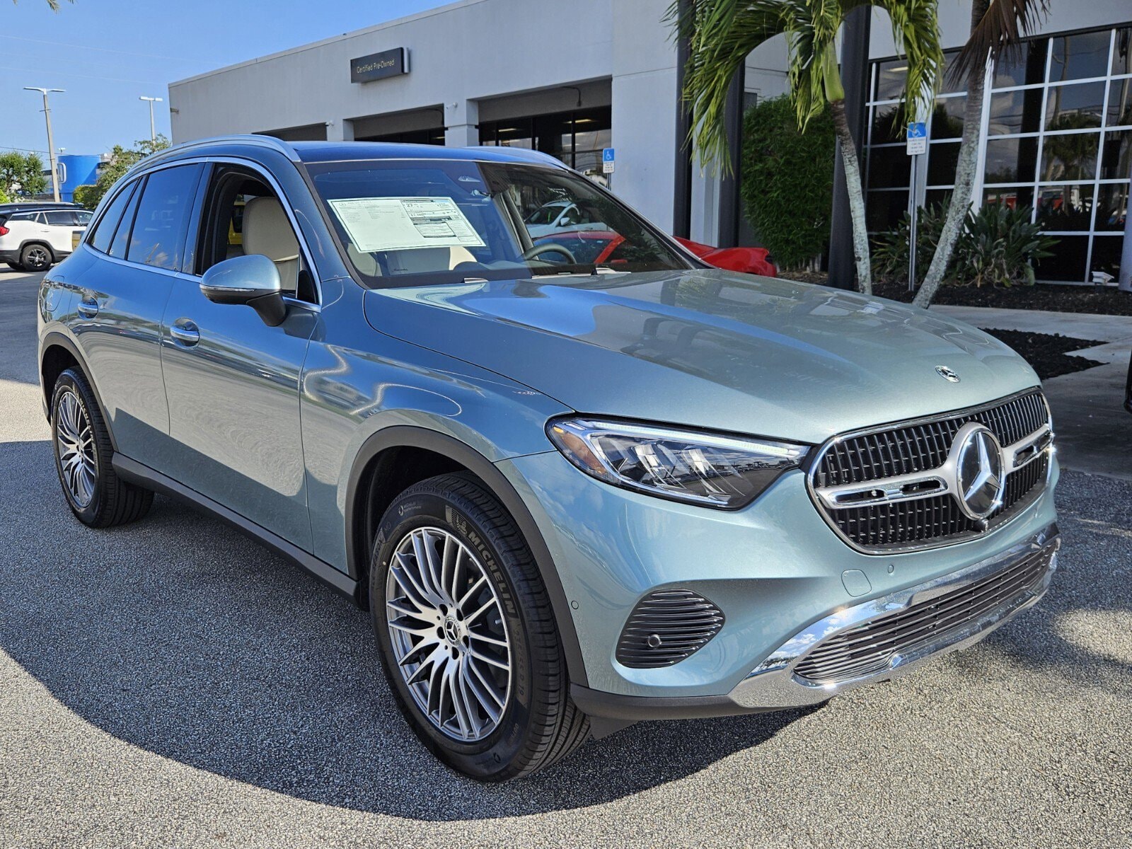 2026 Mercedes-Benz GLC Base's photo