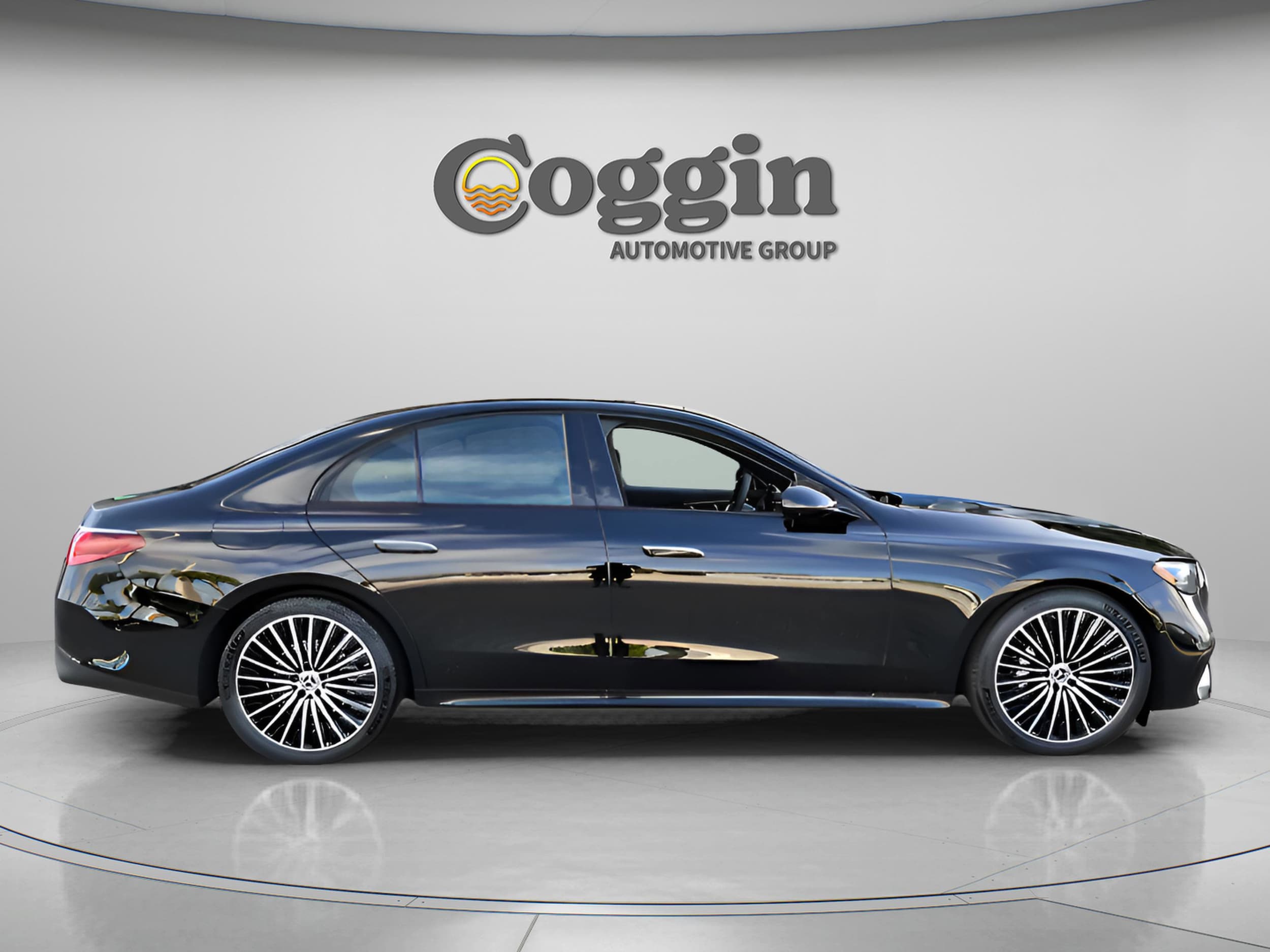 2026 Mercedes-Benz E-Class E350 - Photo 7