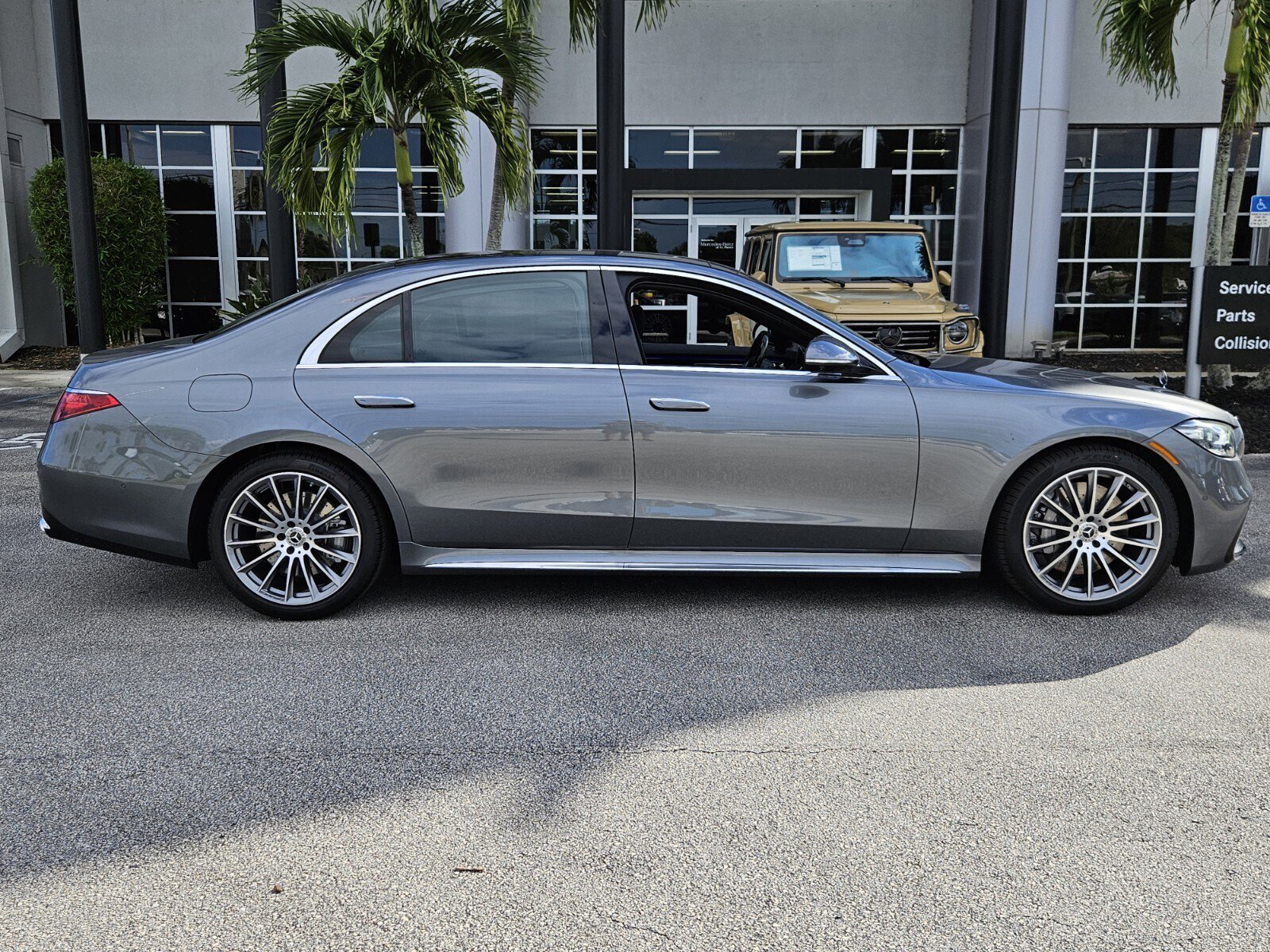 2026 Mercedes Benz S 580 4MATIC photo 3