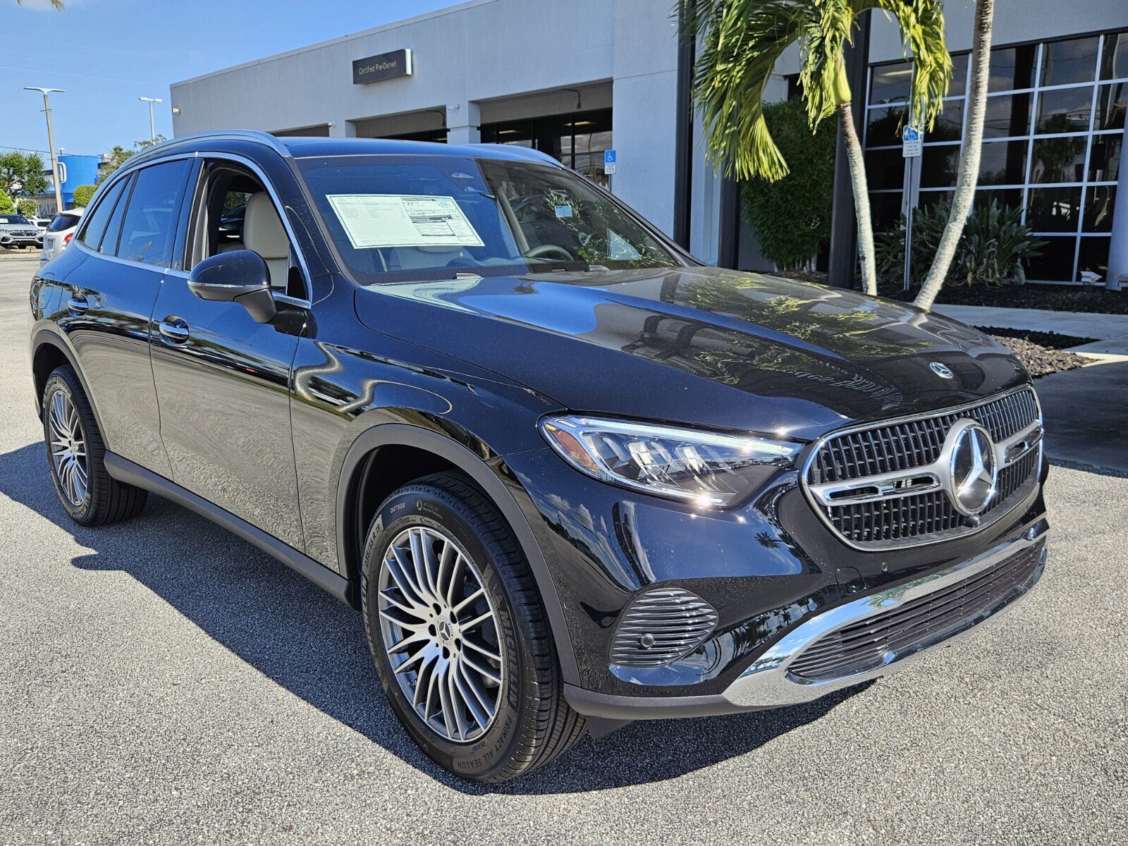 2026 Mercedes-Benz GLC Base's photo