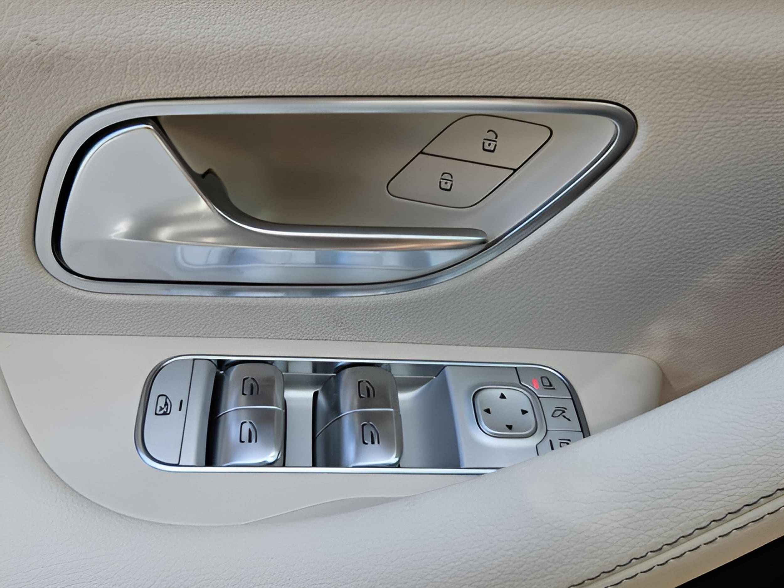 2026 Mercedes-Benz GLE GLE450 - Photo 24