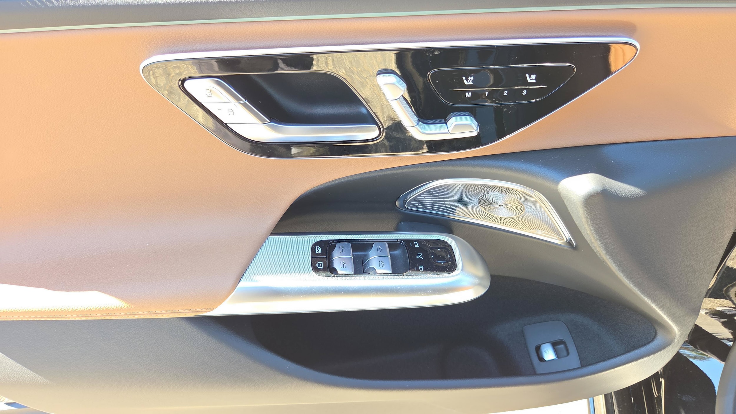 2026 Mercedes-Benz E-Class E450 - Photo 14