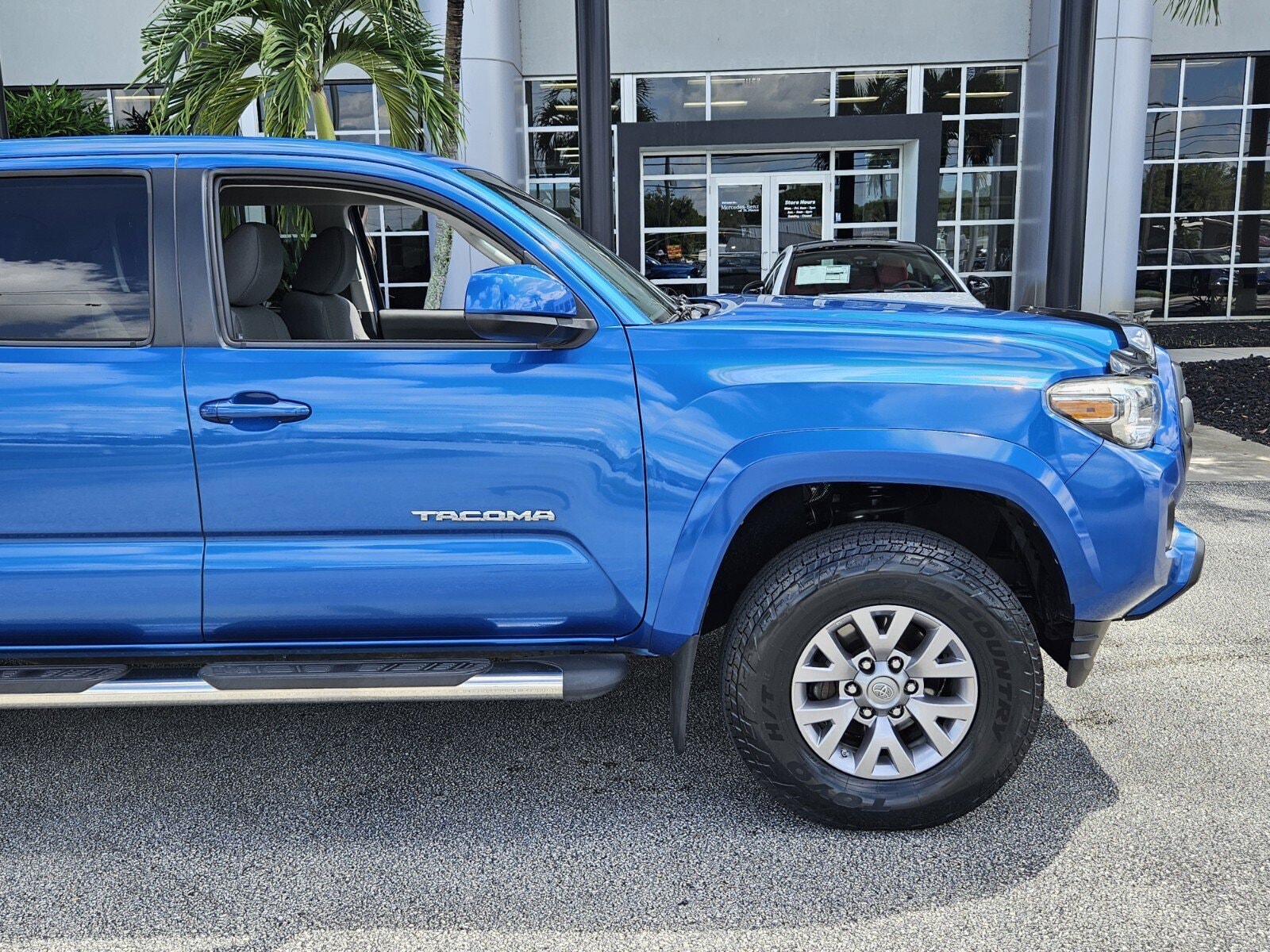 Used 2016 Toyota Tacoma SR5 with VIN 5TFAZ5CN8GX003065 for sale in Fort Pierce, FL